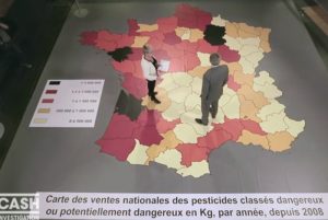 Stéphane Le Foll sur la carte des pesticides dans “Cash Investigation” le 2 février 2016 (capture d’écran)