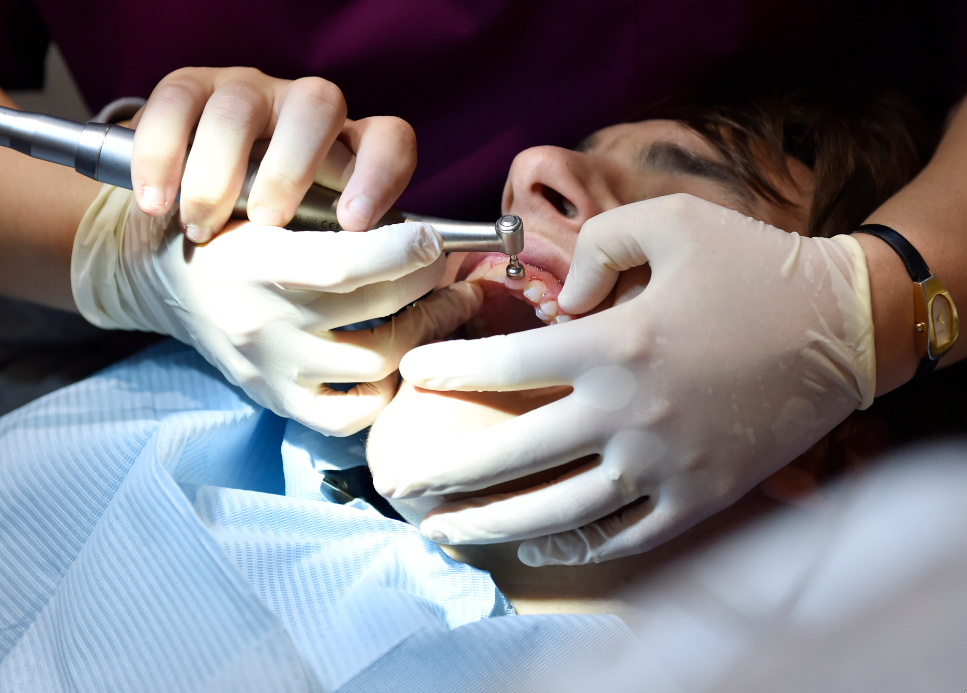 Dérives à l’ordre des dentistes: “Au bout du compte c’est le patient et la Sécurité sociale qui payent”