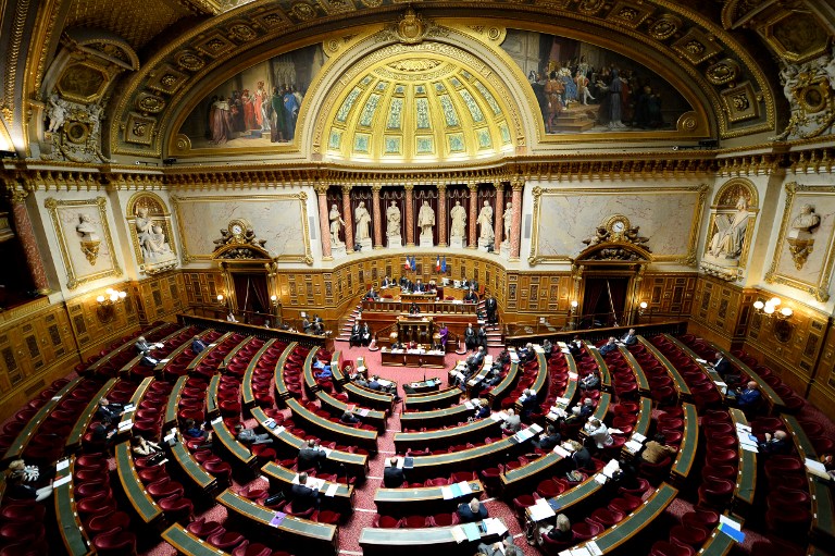 Au Sénat, le casier vierge pour être élu sort du placard