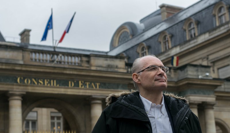 Vincent Jauvert devant le Conseil d'Etat© DR